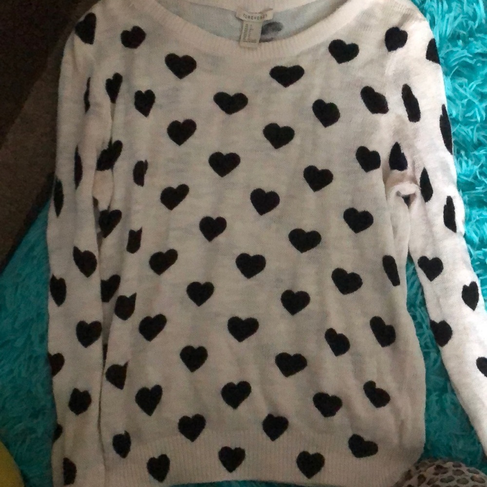 White with black hearts top